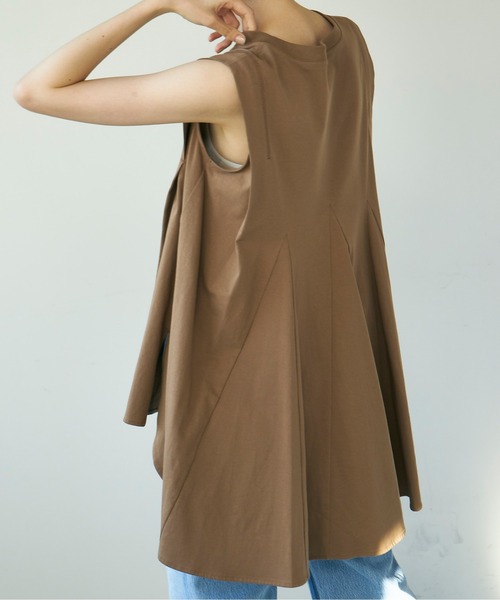 GALLARDAGALANTE（ガリャルダガランテ）の「タックフレアカットソー（Tシャツ/カットソー・レディース・チャコールグレー/パープル/ブラウン/ホワイト/レッド/グリーン/ブラック・FREE）」の19枚目の写真