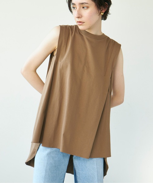 GALLARDAGALANTE（ガリャルダガランテ）の「タックフレアカットソー（Tシャツ/カットソー・レディース・チャコールグレー/パープル/ブラウン/ホワイト/レッド/グリーン/ブラック・FREE）」の18枚目の写真