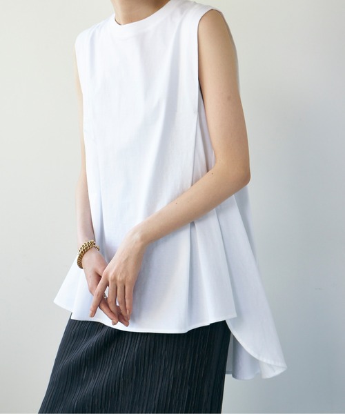 GALLARDAGALANTE（ガリャルダガランテ）の「タックフレアカットソー（Tシャツ/カットソー・レディース・チャコールグレー/パープル/ブラウン/ホワイト/レッド/グリーン/ブラック・FREE）」の13枚目の写真