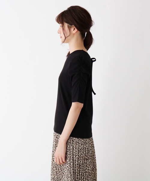 Cutie Blonde(キューティーブロンド)の「◆【S-L】バックリボンシャーリングカットソー(Tシャツ/カットソー・レディース・オフホワイト/ブラック/ライトブルー・01/02/03)」の4枚目の写真