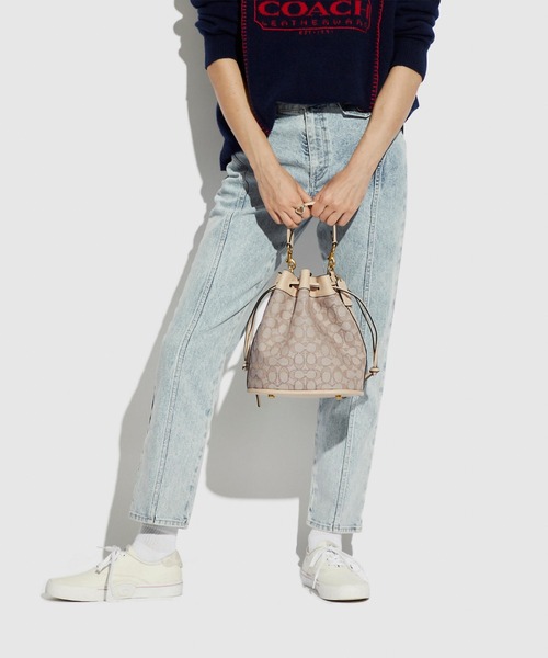 COACH（コーチ）の「フィールド バケット バッグ シグネチャー