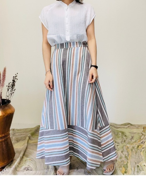 DOLLUPOOPS（ドールアップウップス）の「マルチストライプスカート（スカート・レディース・ブラウン系その他/ブルー系その他/ピンク系その他・38）」の2枚目の写真