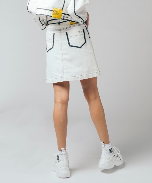 DOUBLE STANDARD CLOTHING（ダブルスタンダードクロージング）の「ホワイトデニム＋ペイントスカート（デニムスカート・レディース・オフホワイト・38/36）」の4枚目の写真