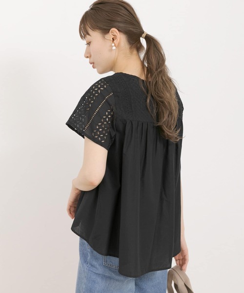 URBAN RESEARCH Sonny Label(アーバンリサーチサニーレーベル)の「レース切替ブラウス(シャツ/ブラウス・レディース・オフホワイト/ブラック/ブラウン・FREE)」の12枚目の写真