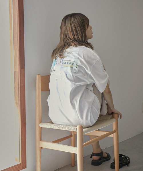 Fashion Letter（ファッションレター）の「バックプリントBIGコットンTシャツ（Tシャツ/カットソー・レディース・オフホワイト/カーキブラウン・FREE）」の8枚目の写真