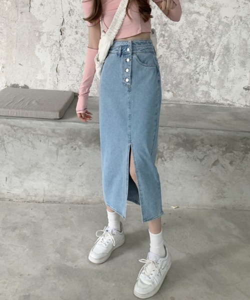 ABITOKYO（アビトーキョー）の「センタースリットハイウエストデニムスカート（デニムスカート・レディース・ライトブルー/インディゴブルー・S/M/L）」の12枚目の写真