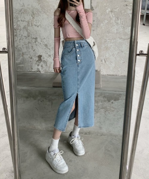 ABITOKYO（アビトーキョー）の「センタースリットハイウエストデニムスカート（デニムスカート・レディース・ライトブルー/インディゴブルー・S/M/L）」の3枚目の写真