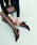 CHARLES & KEITH�i�`���[���Y & �L�[�X�j�́u�|�C���e�b�h �L�g�D���q�[���p���v�X / Pointed Kitten Heel Pumps�i�p���v�X�j�v�b�o�[�K���f�B�[
