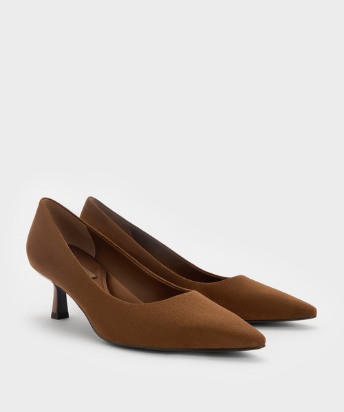ポインテッドトゥ キトゥンヒール　37.5 CHARLES & KEITH ポインテッド キトゥンヒールパンプス 【再入荷