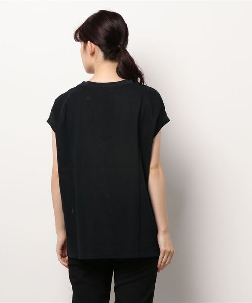 CAPRICIEUX LE'MAGE(カプリシューレマージュ)の「フレンチメッセージTシャツ(Tシャツ/カットソー・レディース・ホワイト/ブラック/グレー・FREE)」の5枚目の写真