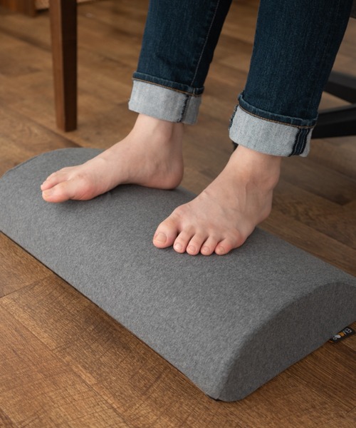 EMOOR(エムール)の「フットレストクッション(クッション/クッションカバー・レディース・ブラック/グレー・FREE)」の7枚目の写真