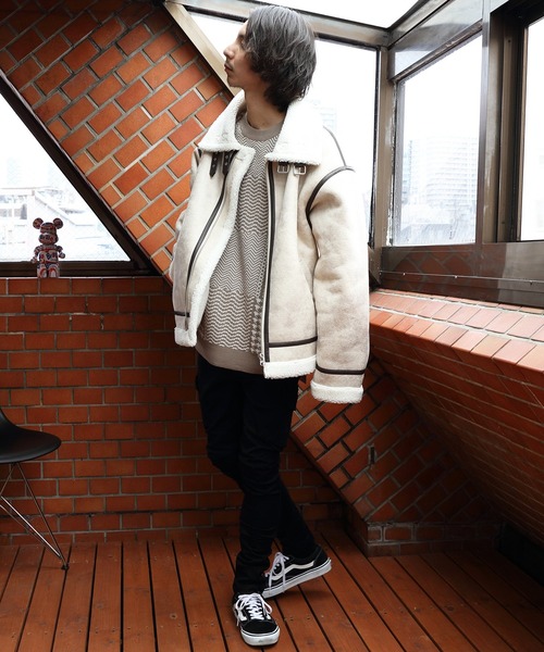 8(eight)(エイト)の「フェイクムートンBー3フライトジャケット(ブルゾン・メンズ・ブラック/アイボリー/ベージュ・MEDIUM/LARGE)」の14枚目の写真