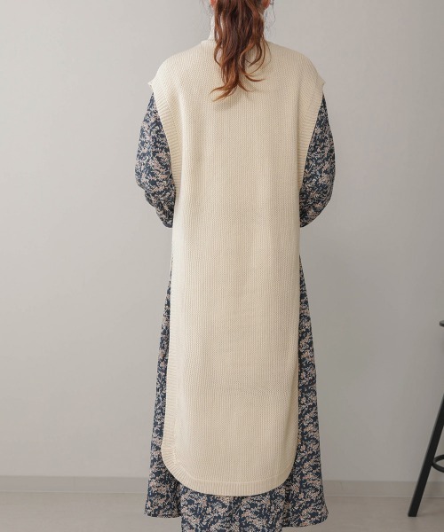 Bou Jeloud（ブージュルード）の「タートルネックラウンドロングベスト（ベスト・レディース・ブラック/ベージュ/アイボリー・FREE）」の21枚目の写真