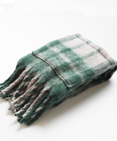 OMNES（オムネス）の「起毛2WAY大判フリンジストール（マフラー・レディース・ベージュ/アイボリー/モカ/ブラウン/ブラック系その他/ブラウン系その他/イエロー/ハウンドトゥース/パープル/グリーン・FREE）」の11枚目の写真