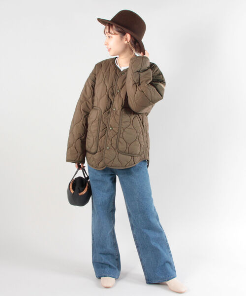 WILD THINGS(ワイルドシングス)の「【WEB限定】【WILD THINGS/ワイルドシングス】 プリマロフトキルティングジャケット #WTW21210SK(ダウンジャケット/コート・レディース・ブラック/カーキ・MEDIUM)」の4枚目の写真