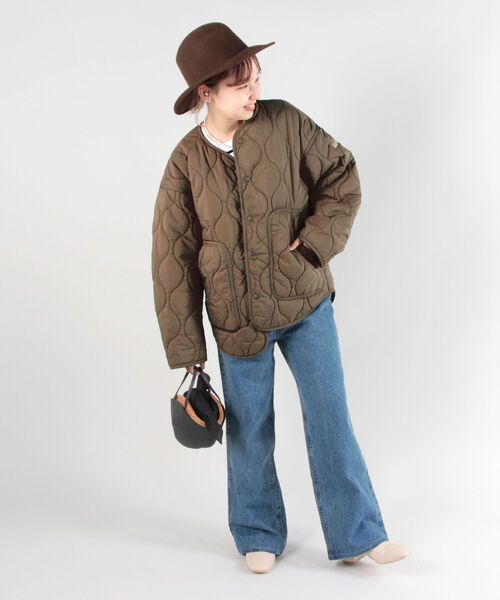 WILD THINGS(ワイルドシングス)の「【WEB限定】【WILD THINGS/ワイルドシングス】 プリマロフトキルティングジャケット #WTW21210SK(ダウンジャケット/コート・レディース・ブラック/カーキ・MEDIUM)」の6枚目の写真