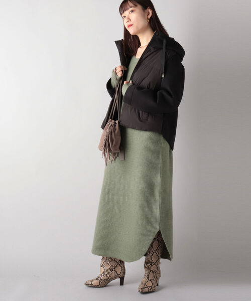 NOLLEY’S（ノーリーズ）の「◇【WEB限定】カットボンディング×スムースタフタダウン（ダウンジャケット/コート・レディース・ブラック/チャコールグレー/ベージュ・FREE）」の17枚目の写真