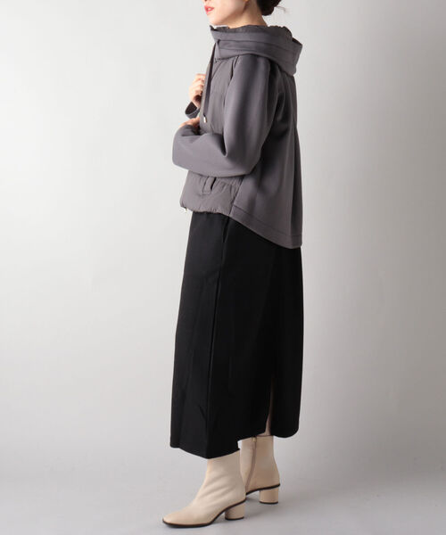 NOLLEY’S（ノーリーズ）の「◇【WEB限定】カットボンディング×スムースタフタダウン（ダウンジャケット/コート・レディース・ブラック/チャコールグレー/ベージュ・FREE）」の18枚目の写真