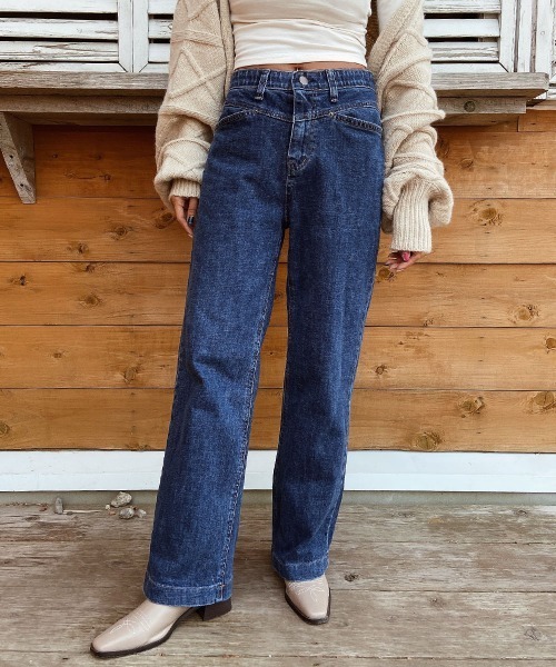 esutoreja(エストレジャ)の「ウエスト切替デザインストレートデニム(デニムパンツ・レディース・ブラック/ブルー・S/M)」の2枚目の写真