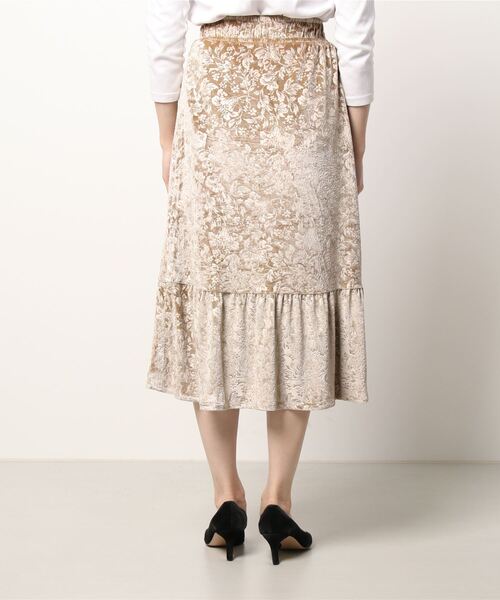 Hamble by Par Avion(ハンブルバイパラビオン)の「フラワースカート(スカート・レディース・ブラック/モカ・ONESIZE)」の3枚目の写真