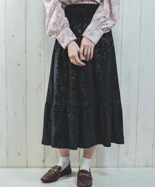 Hamble by Par Avion(ハンブルバイパラビオン)の「フラワースカート(スカート・レディース・ブラック/モカ・ONESIZE)」の5枚目の写真