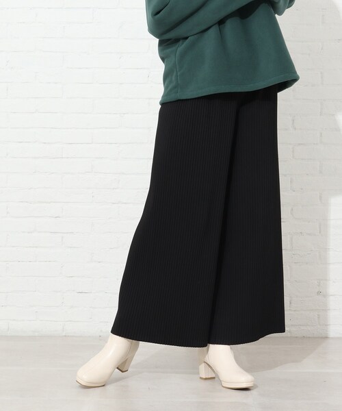 Cutie Blonde（キューティーブロンド）の「◆【S-L】スッキリ見え！プリーツパンツ（その他パンツ・レディース・ブラック/ピンク系/ライトベージュ・02/01/03）」の2枚目の写真