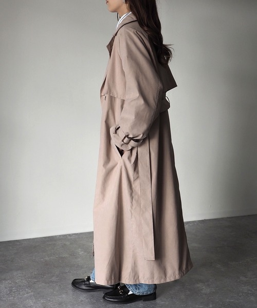 Riberry（リベリー）の「キャンディースリーブヨーク切替トレンチコート（トレンチコート・レディース・ベージュ/ライトベージュ/ブルー/グレイッシュベージュ/グレー/グリーン/イエロー・MEDIUM/LARGE）」の13枚目の写真