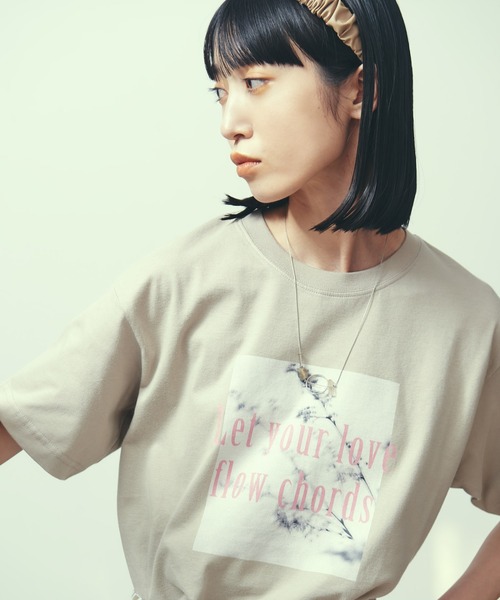 boohoo フローラルフォトグラフィックTシャツ DIGITAL-PRINT FLORAL OVERSIZED T-SHIRT デジタルプリント