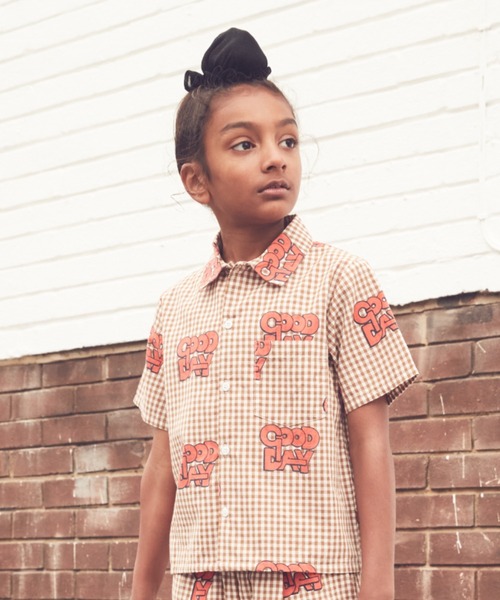 Wynken（ウィンケン）の「Wynken / 総柄 シャツ（シャツ/ブラウス・キッズ・ネイビー/ブラウン・4Y/6Y/8Y/10Y/2Y）」の2枚目の写真