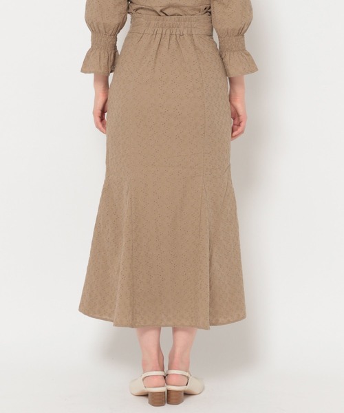 mysty woman(ミスティウーマン)の「刺繍レースマーメイドスカート 272565(スカート・レディース・ブラウン/オフホワイト/ピンク・FREE)」の15枚目の写真