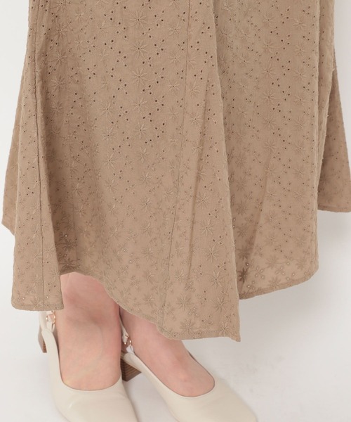 mysty woman(ミスティウーマン)の「刺繍レースマーメイドスカート 272565(スカート・レディース・ブラウン/オフホワイト/ピンク・FREE)」の7枚目の写真