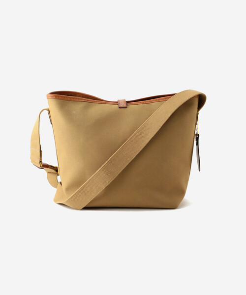 BRADY(ブレディー)の「Brady | KINROSS MEDIUM(ショルダーバッグ・レディース・ブラック・ONE SIZE)」の2枚目の写真