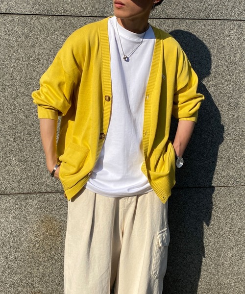 PairPair(ペアペア)の「ワンポイントVネック刺繍カーディガン(ユニセックス)(カーディガン/ボレロ・メンズ・ピンク/オレンジ/アイボリー/イエロー/ライトブルー・MEDIUM/LARGE)」の3枚目の写真