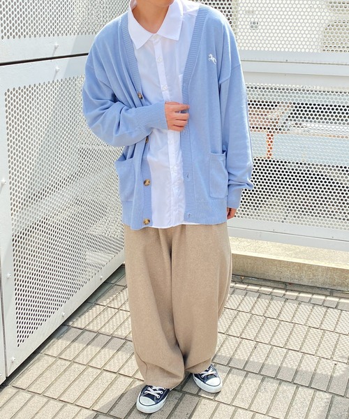 PairPair(ペアペア)の「ワンポイントVネック刺繍カーディガン(ユニセックス)(カーディガン/ボレロ・メンズ・ピンク/オレンジ/アイボリー/イエロー/ライトブルー・MEDIUM/LARGE)」の14枚目の写真