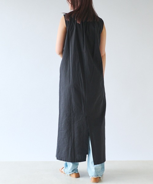 RIVE DROITE（リヴドロワ）の「beej/ビージ/バックコクーンVネックワンピース（ワンピース・レディース・ブラック/ブルー・38/36）」の13枚目の写真