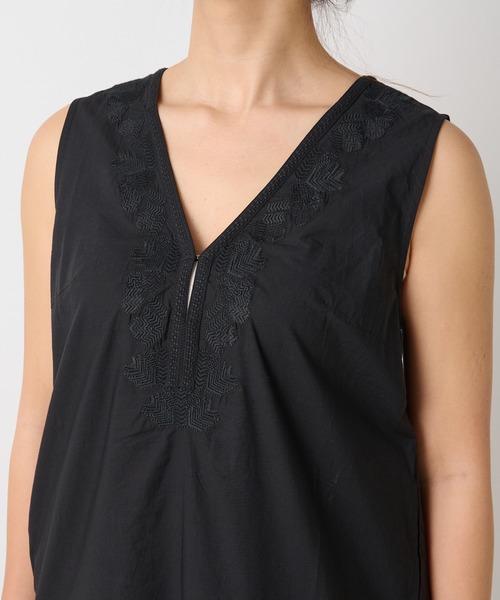 RIVE DROITE（リヴドロワ）の「beej/ビージ/バックコクーンVネックワンピース（ワンピース・レディース・ブラック/ブルー・38/36）」の10枚目の写真