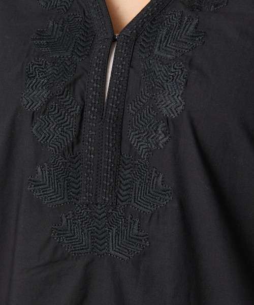 RIVE DROITE（リヴドロワ）の「beej/ビージ/バックコクーンVネックワンピース（ワンピース・レディース・ブラック/ブルー・38/36）」の6枚目の写真