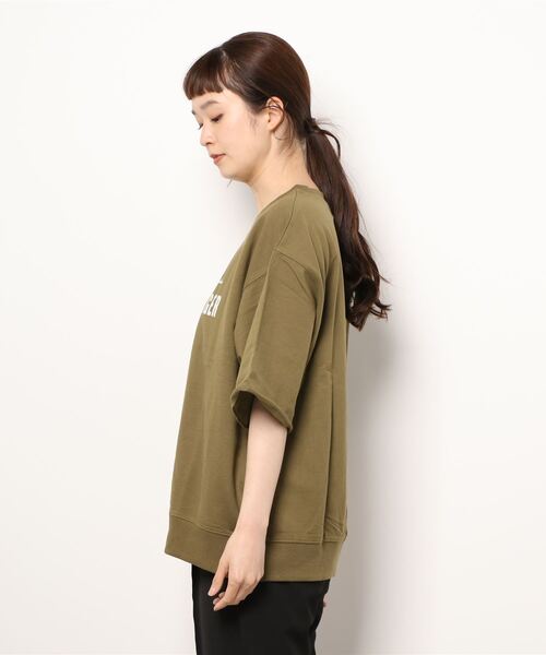 Samansa Mos2(サマンサ モスモス)の「インレイプリントTシャツ(Tシャツ/カットソー・レディース・カーキ/イエロー/チャコール/オフホワイト・フリ-)」の8枚目の写真