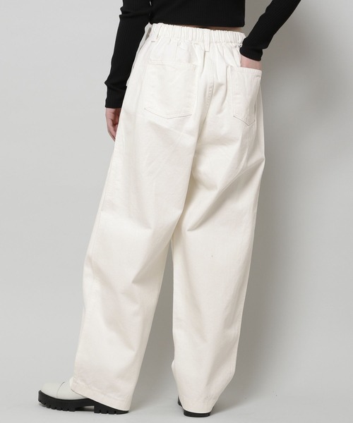 ALAND(エーランド)の「3.3Field Trip/WIDE BALLONパンツ 2279878(その他パンツ・レディース・ブラック/アイボリー・SMALL/MEDIUM)」の13枚目の写真