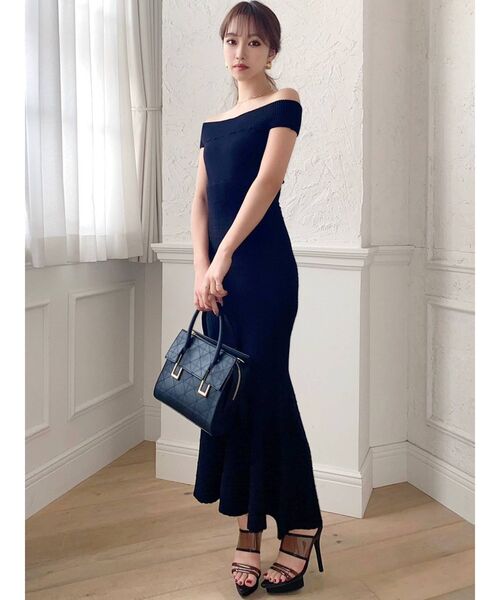 RESEXXY(リゼクシー)の「オフショルマーメイドニットワンピース(ワンピース・レディース・ブラック/ブルー/その他1・FREE)」の14枚目の写真