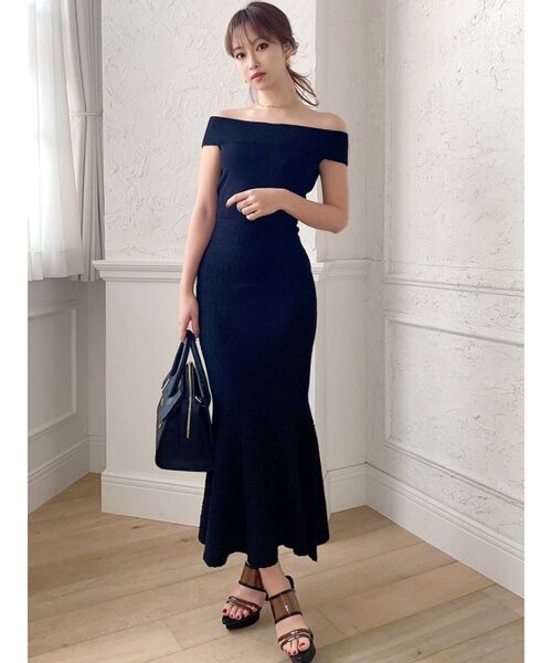 RESEXXY(リゼクシー)の「オフショルマーメイドニットワンピース(ワンピース・レディース・ブラック/ブルー/その他1・FREE)」の16枚目の写真