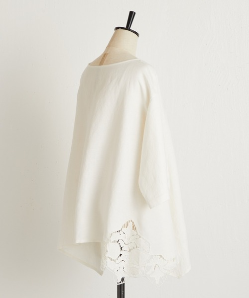 BEARDSLEY（ビアズリー）の「裾カット刺繍ブラウス（シャツ/ブラウス・レディース・ホワイト/ブラック・FREE）」の15枚目の写真