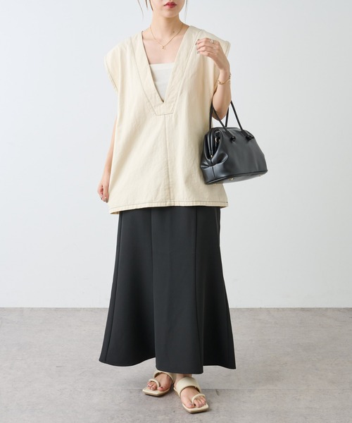 COLONY 2139(コロニートゥーワンスリーナイン)の「ライトオンスデニムVネックベスト(ベスト・レディース・オフホワイト/ブルー・FREE)」の13枚目の写真