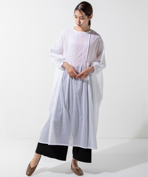 MILLION CARATS（ミリオンカラッツ）の「【3WAY】肩を落としたドロップショルダーの抜け感とゆったりシルエットの綿ボイルインドワンピース（ワンピース・レディース・オフホワイト/ブラック/ミント・FREE）」の6枚目の写真