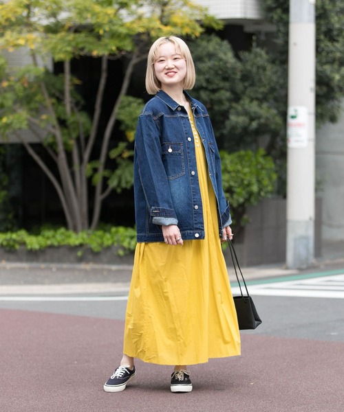 URBAN RESEARCH(アーバンリサーチ)の「ルーズフィットデニムジャケット(デニムジャケット・メンズ・インディゴブルー/ライトインディゴブルー・MEDIUM/LARGE/SMALL)」の4枚目の写真