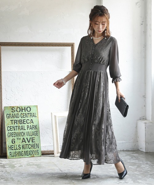 美品★kana カナプリーツ×レースエンパイアワンピース ドレス 結婚式 M Kana（カナ）の「プリーツ×レース エンパイア ワンピース