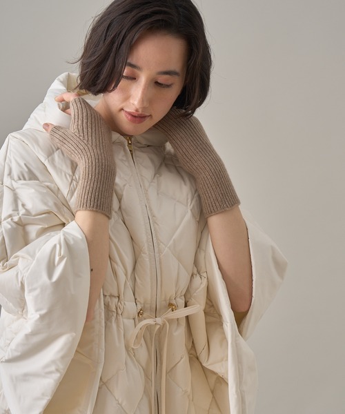 ANAYI（アナイ）の「カシミヤニットグローブ（手袋・レディース・オフホワイト/ベージュ/モカ・FREE）」の22枚目の写真