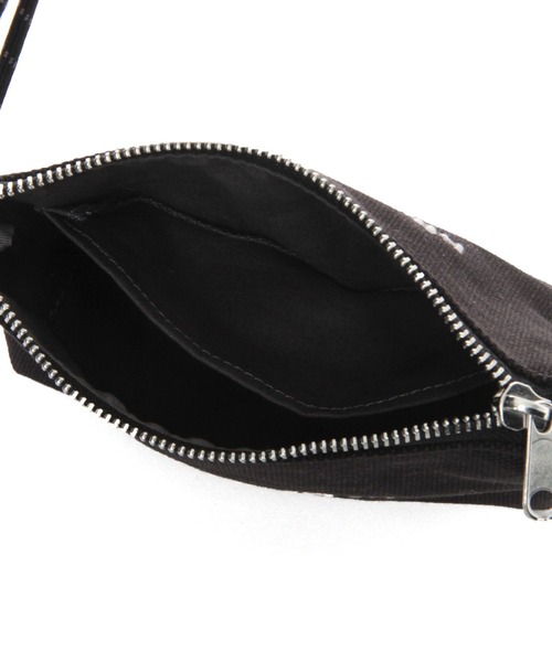 niko and...（ニコアンド）の「オリジナルニコロゴ刺繍ミニサコッシュバッグ（ショルダーバッグ・レディース・ホワイト/ブラック・0）」の9枚目の写真