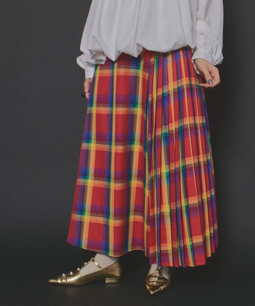 アシンメトリーチェックプリーツスカート（スカート）｜manana