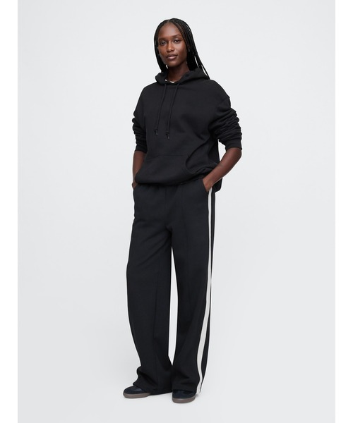 GAP(ギャップ)の「ヴィンテージソフト プルオーバー パーカー(ユニセックス)(パーカー・メンズ・ブラック/その他/ピンク系その他/ブラウン/イエロー/ワイン/ホワイト系その他/レッド/ネイビー/ライトグレー・S/XL/L/M/XS)」の18枚目の写真